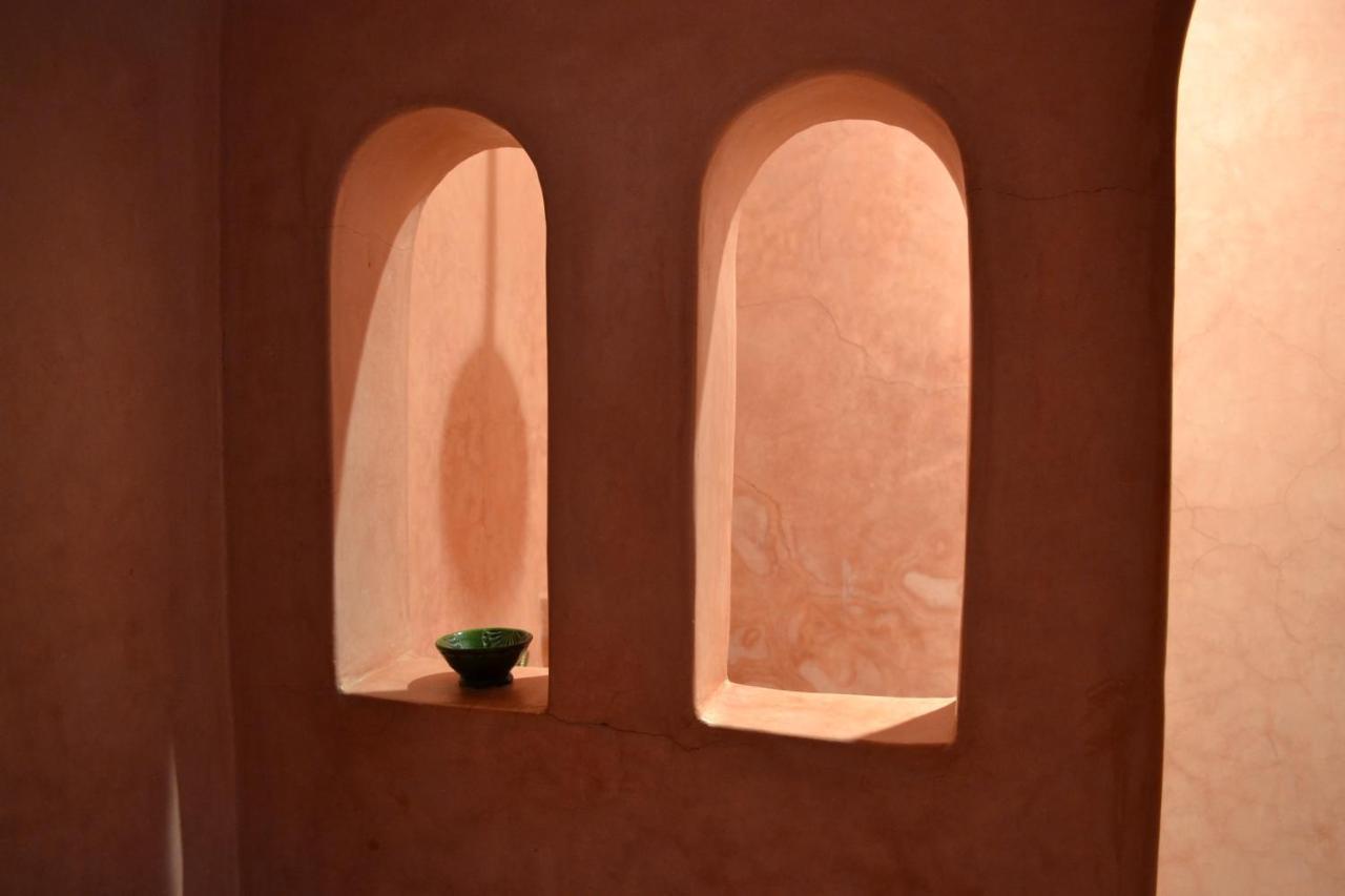Riad Dar Bergui 우아르자자테 외부 사진